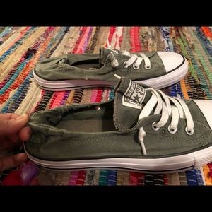 Green slip on converse!